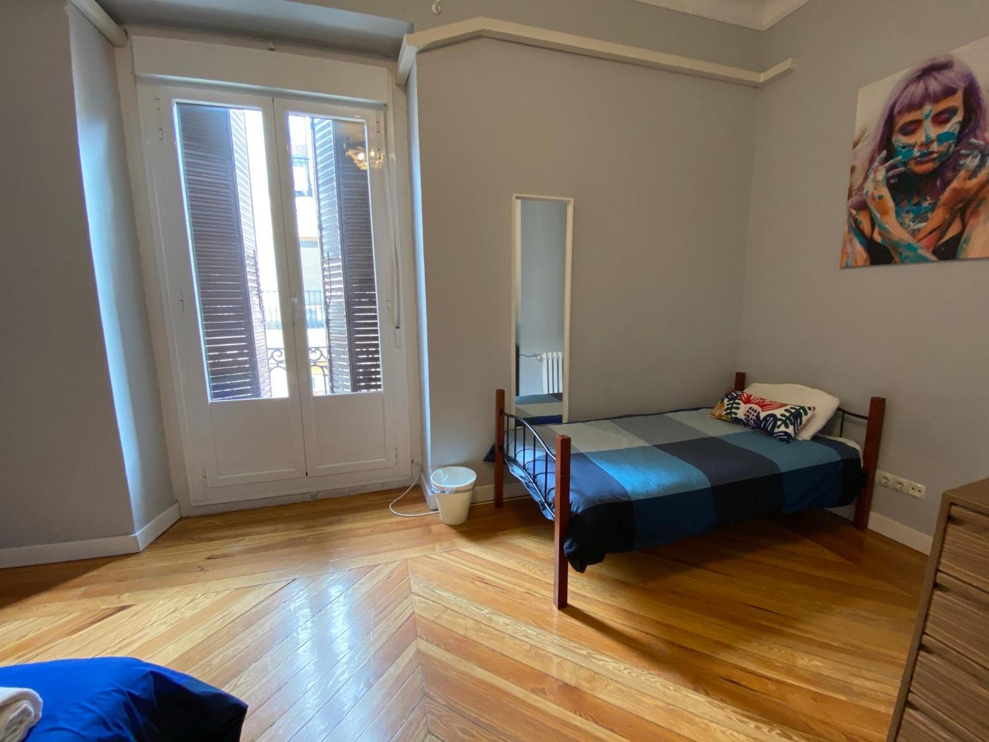 Arc House - Puerta Del Sol Only Adults Albergue